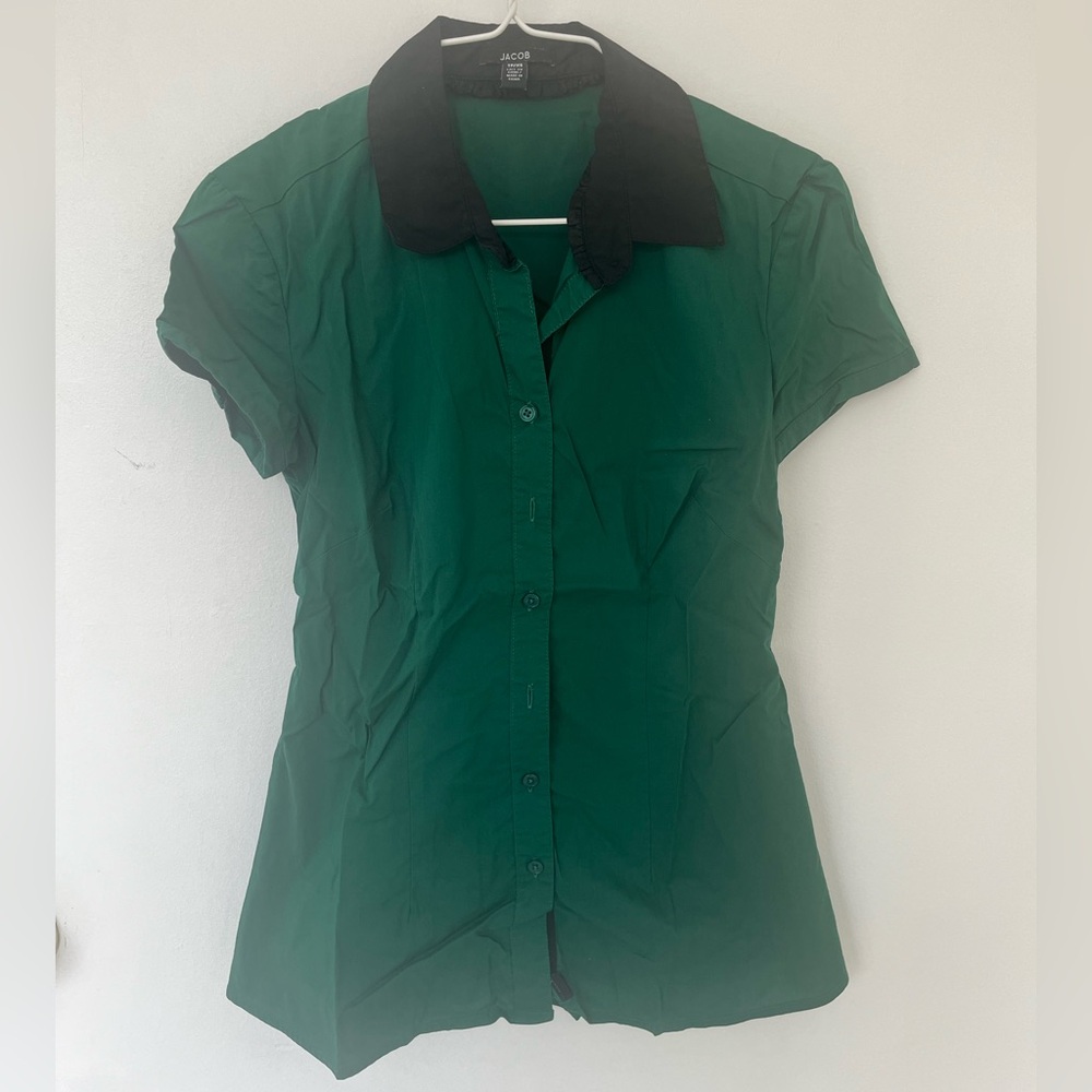 Jacob green and black button down short sleeve shirt